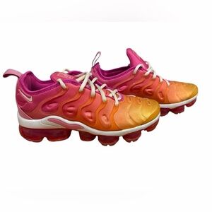 Nike Air Vapormax Plus Laser Fushia Psychic Pink - Woman's Size 7